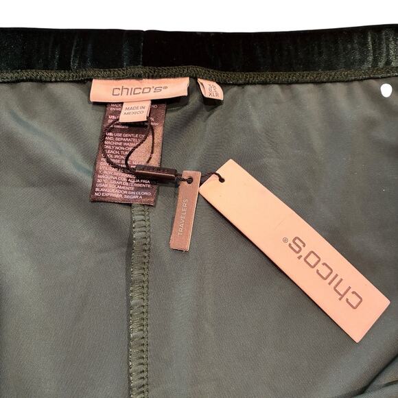 Chico’s Pants NWT Size 3 (XL) Travelers Jasper Wide Leg Velvet No Tummy Forest - Picture 4 of 7